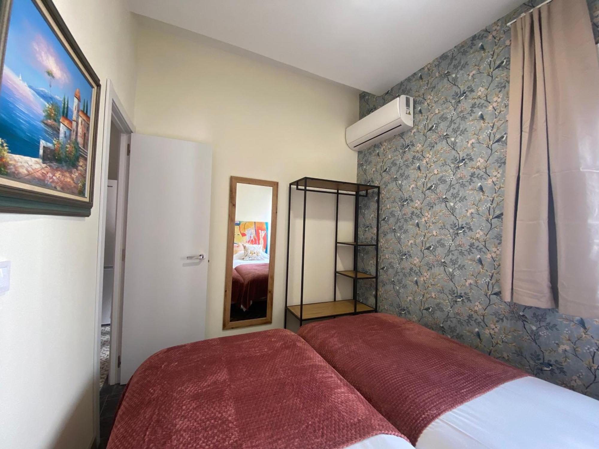 Relojeros Apartment Madrid Exterior photo